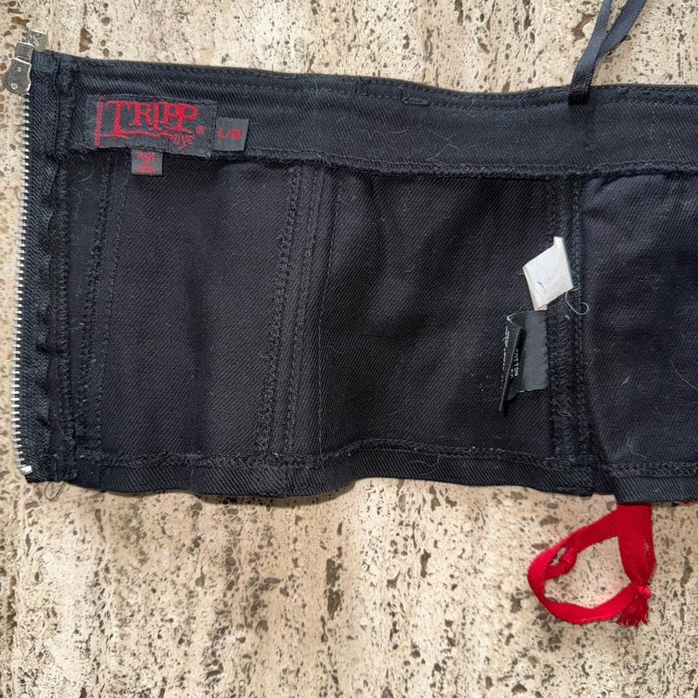Tripp NYC Black and Red Lace-Up Corset Belt - Picture 3 of 7